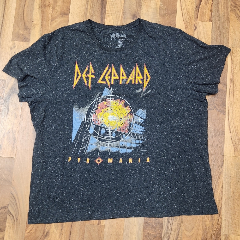 Def Leppard Pyromania Textured Speckled Dark Gray 2018 T-Shirt Size 3XL
